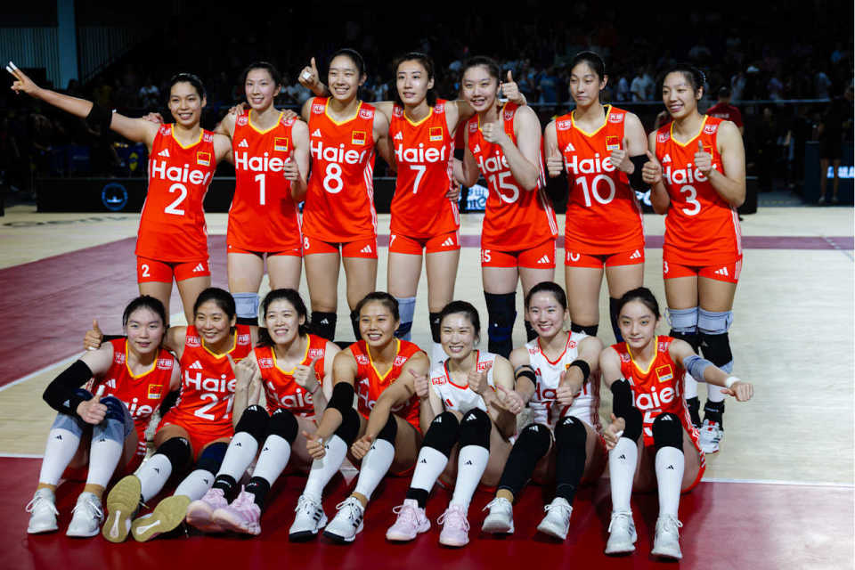 祝中国女排