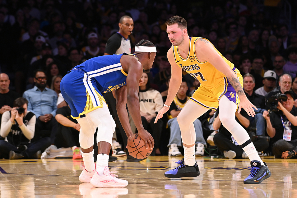 不敌老对手, AQeMQ